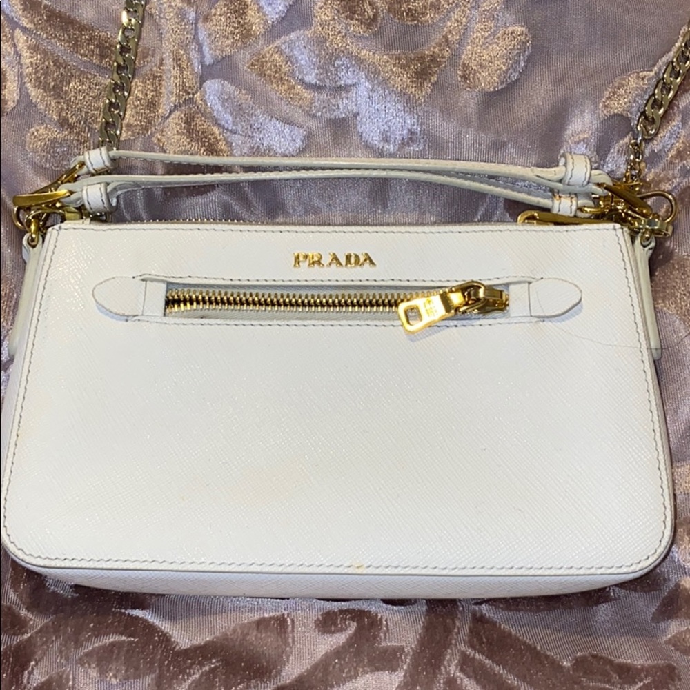 AUTHENTIC PRADA BAG SUPER CUTE😍